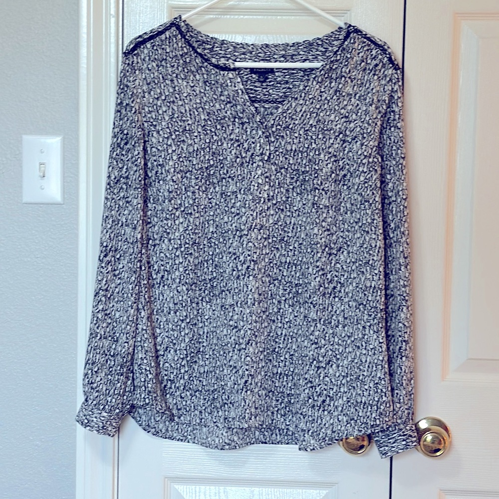 Talbots black and lavender popover.